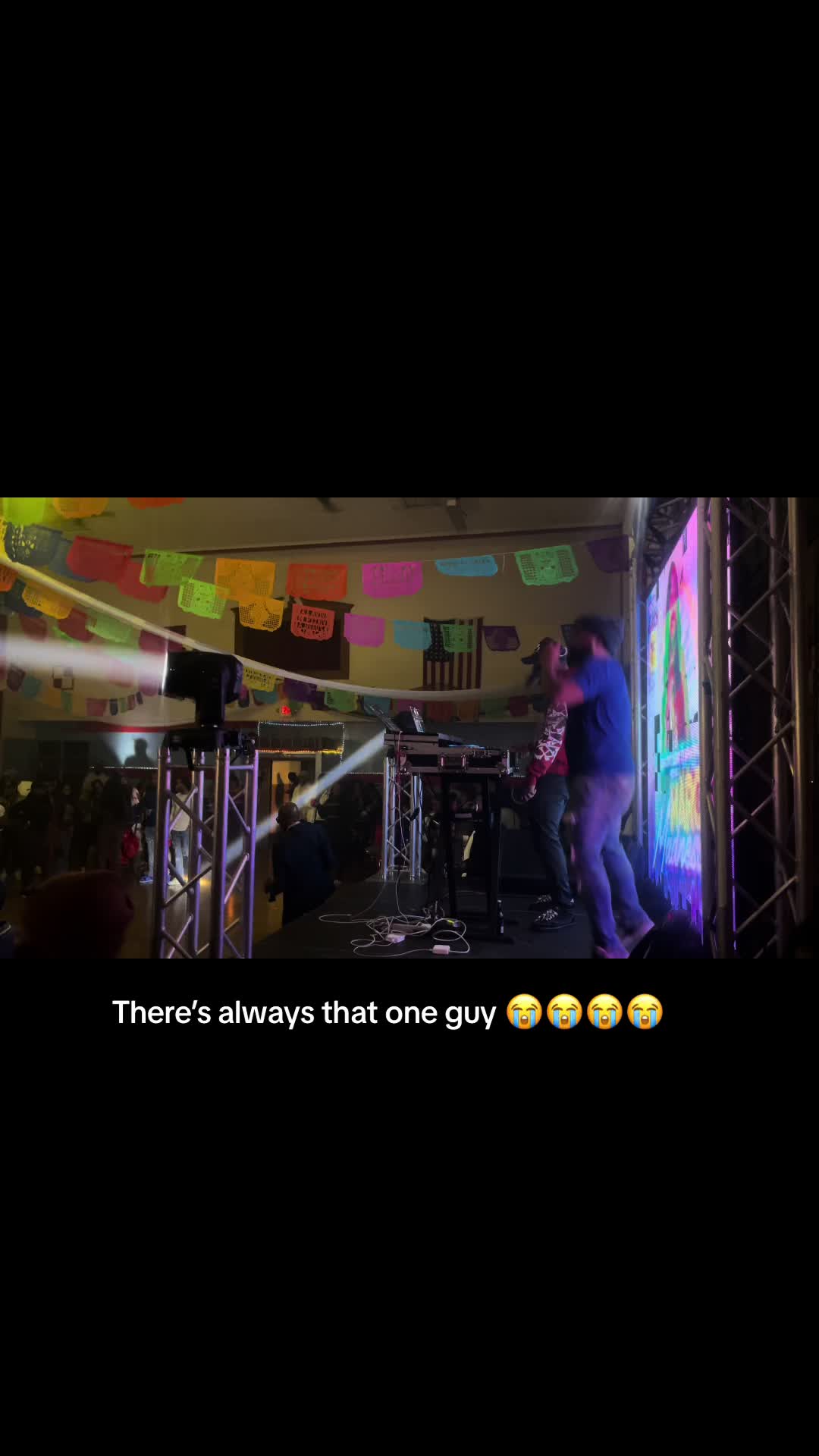 @DJ JUSTO