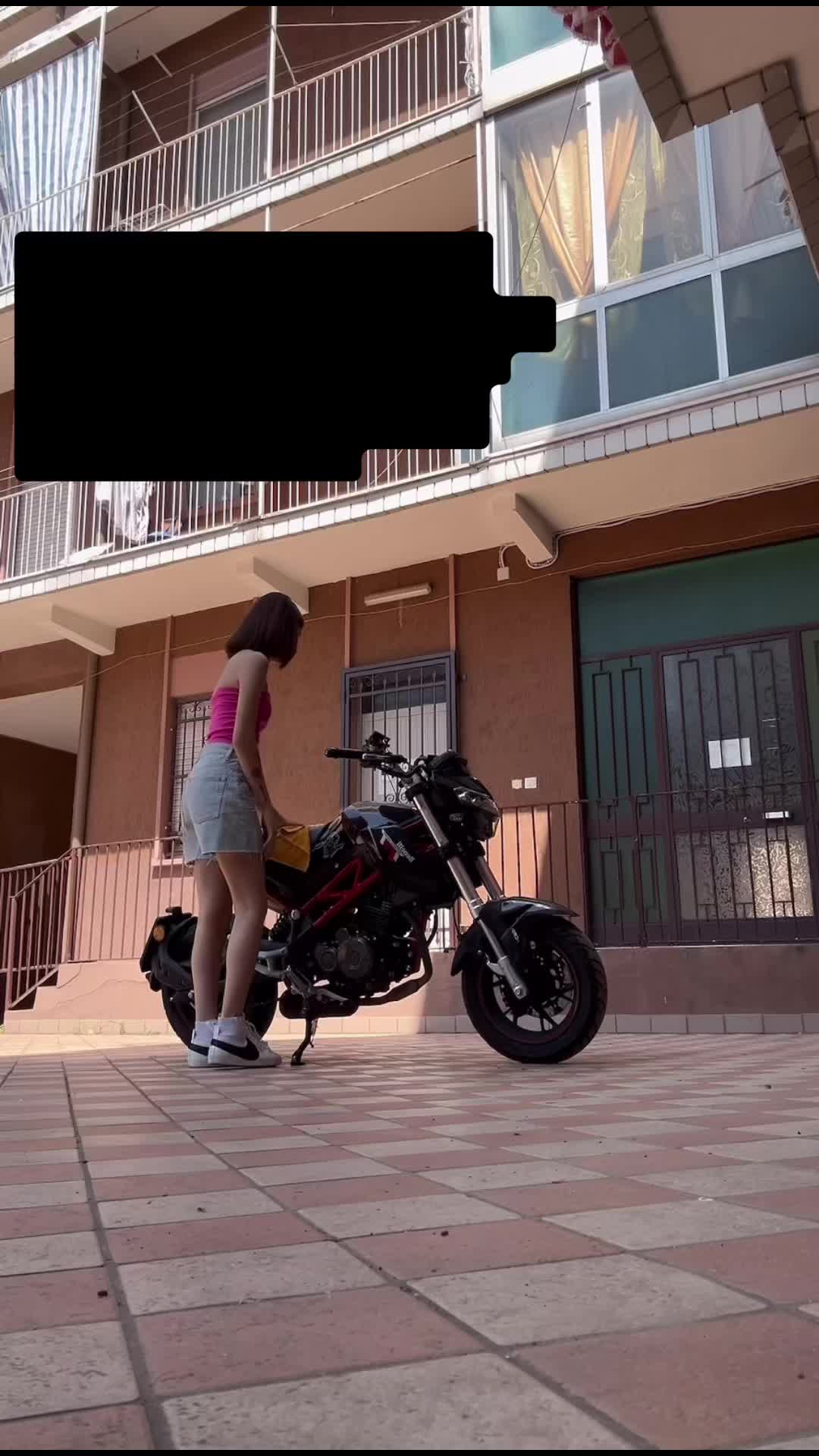 @Titti