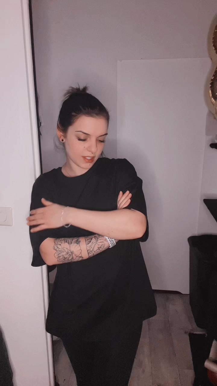 @v.krstn