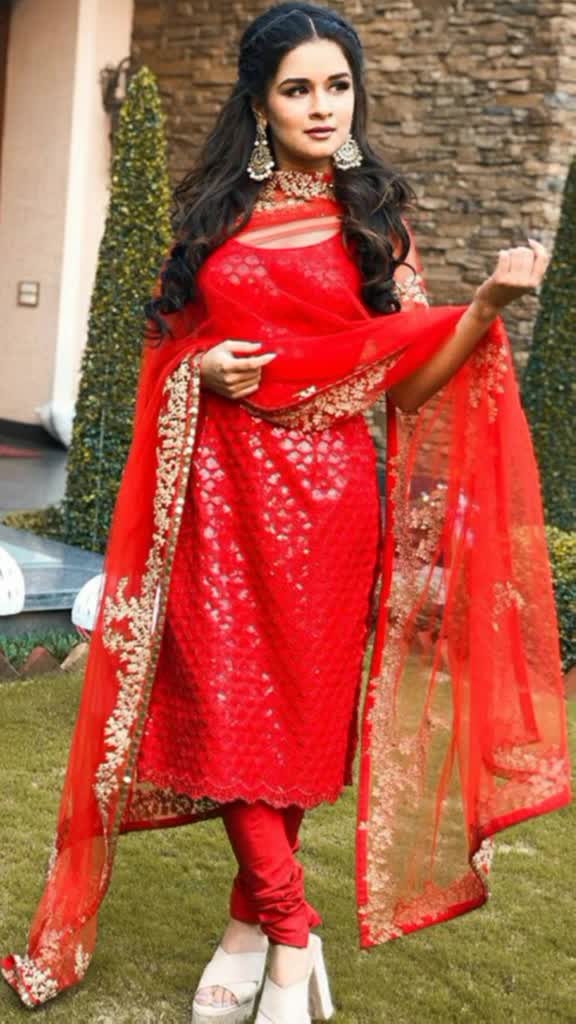@@avneetkaur_13