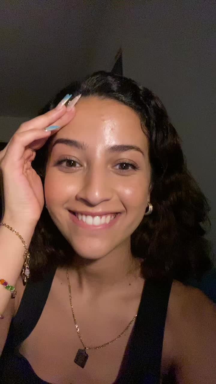 @Dania ✨