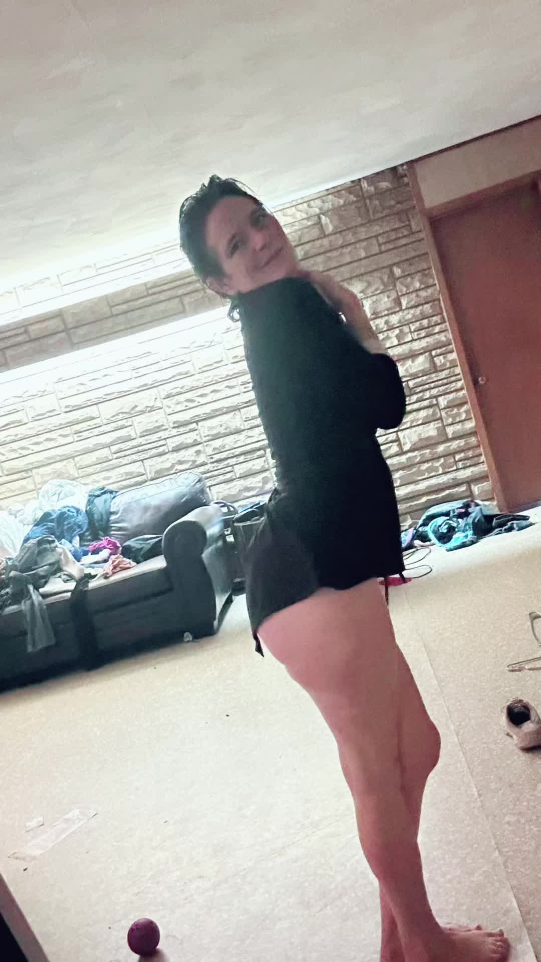 @Crystalyates82