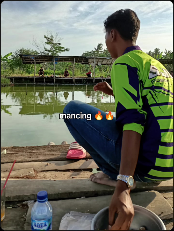 @abcde