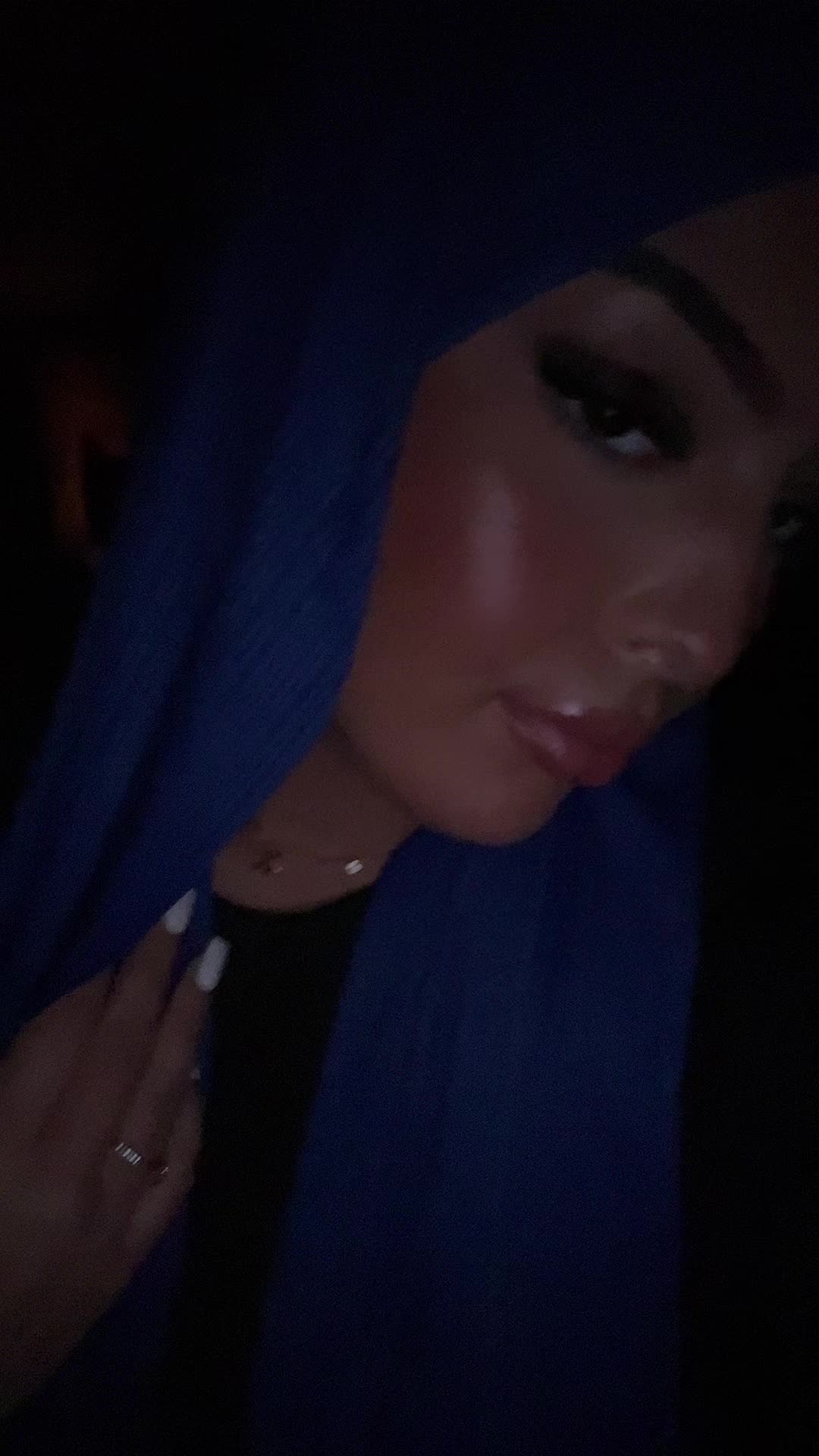 @Le s