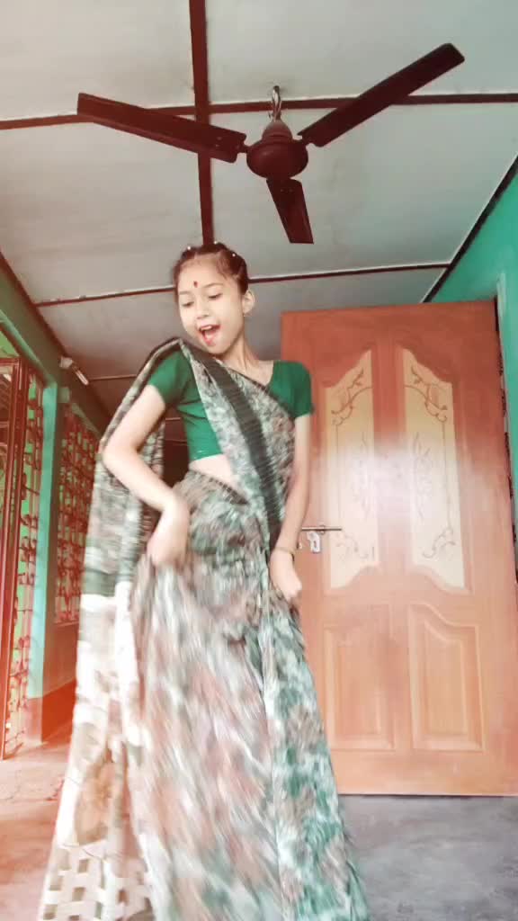 @𝑀𝑜𝓃𝒾𝓀𝒶 𝓂𝒶𝓇𝒶𝓀 ✨
