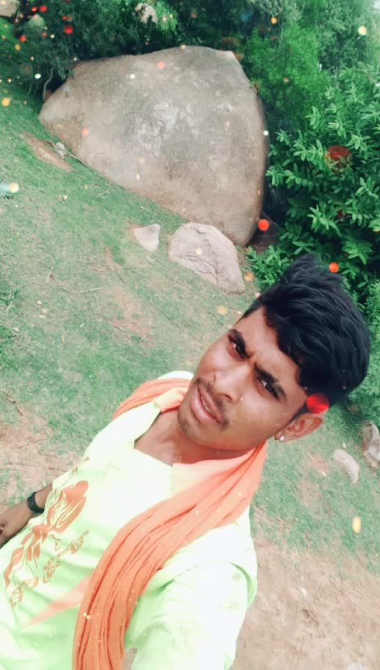 @💛 kiss. king....... 💟