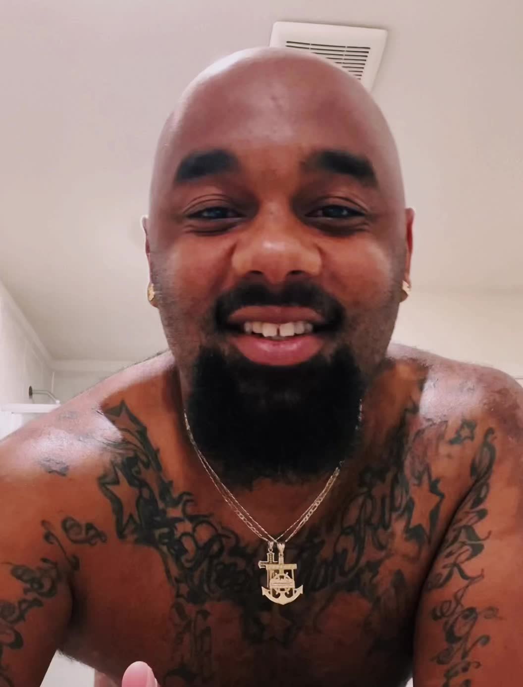 @Baldheadfrag