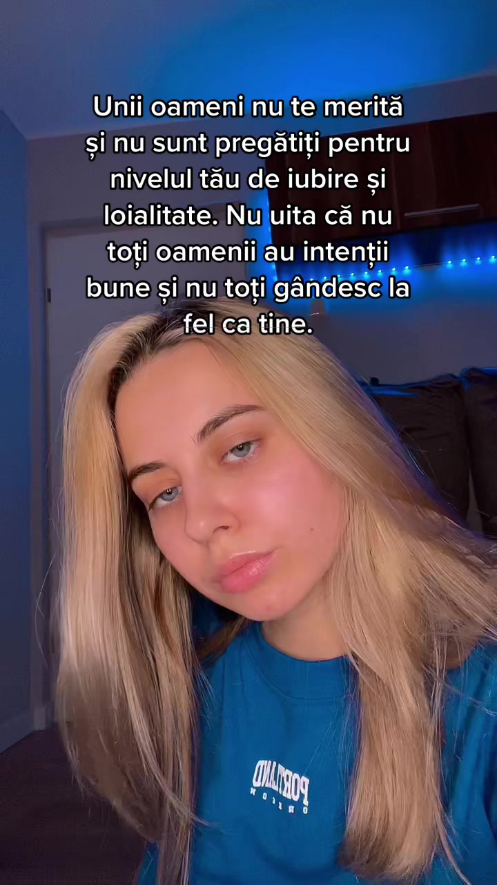 @laura🎱