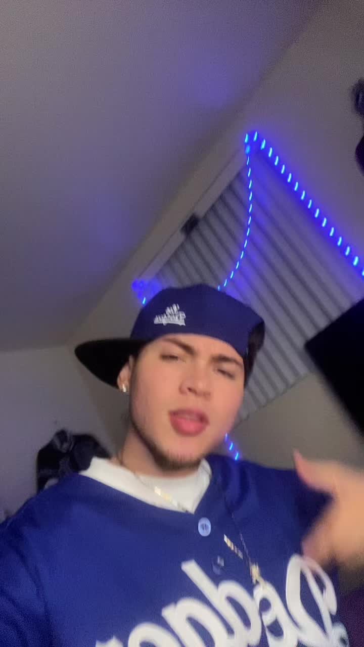 @Mario Herrera🇭🇳