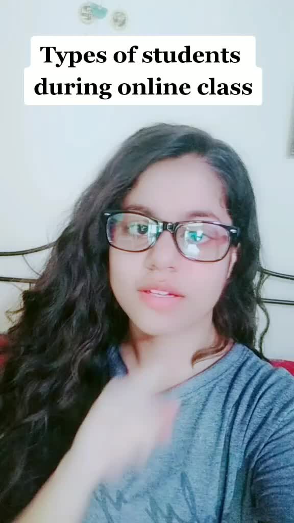 @Akshta❤️🖤