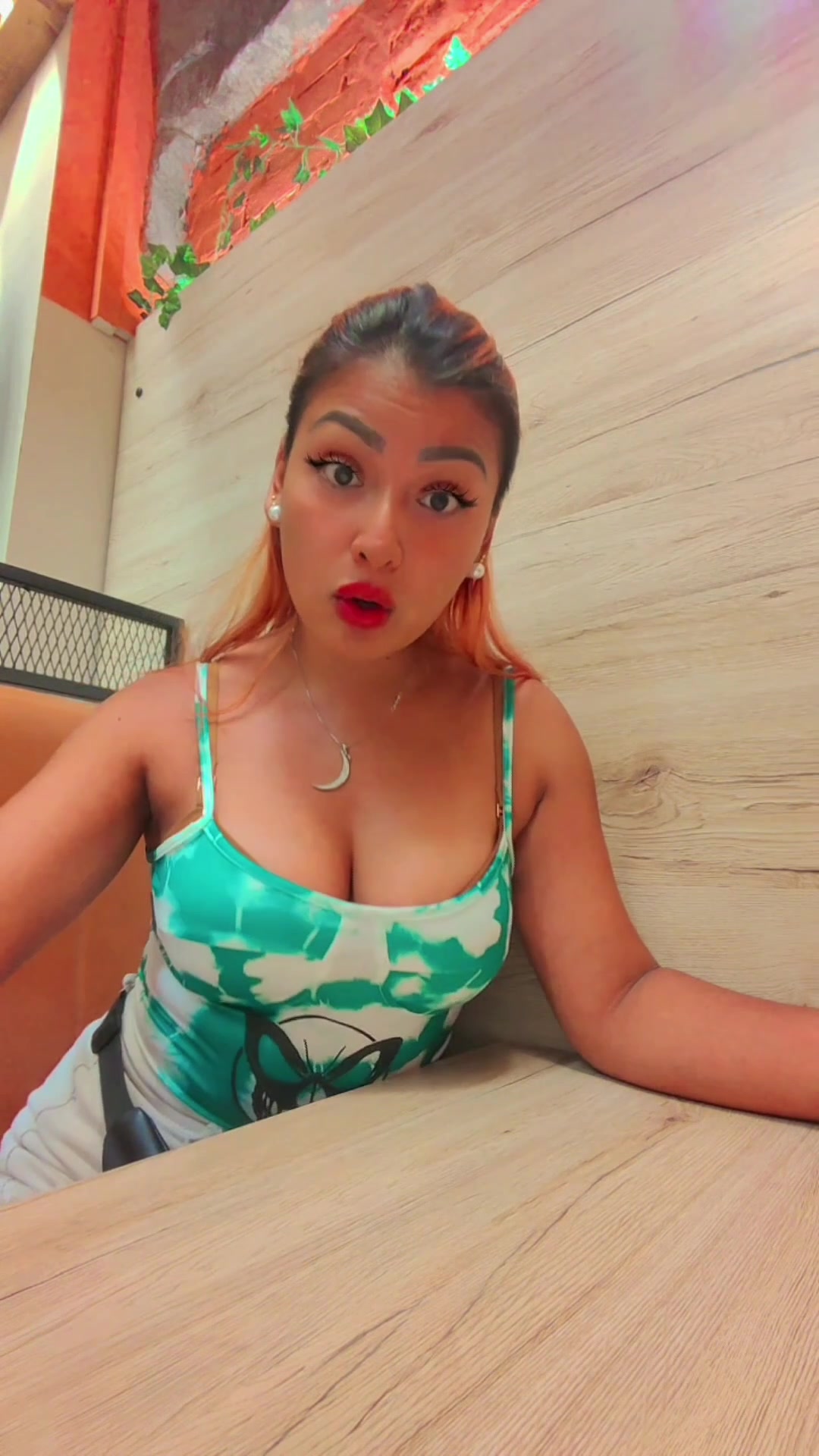 @Mai