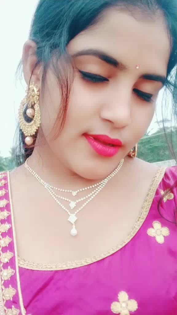 @🤫Miss Sommu😎