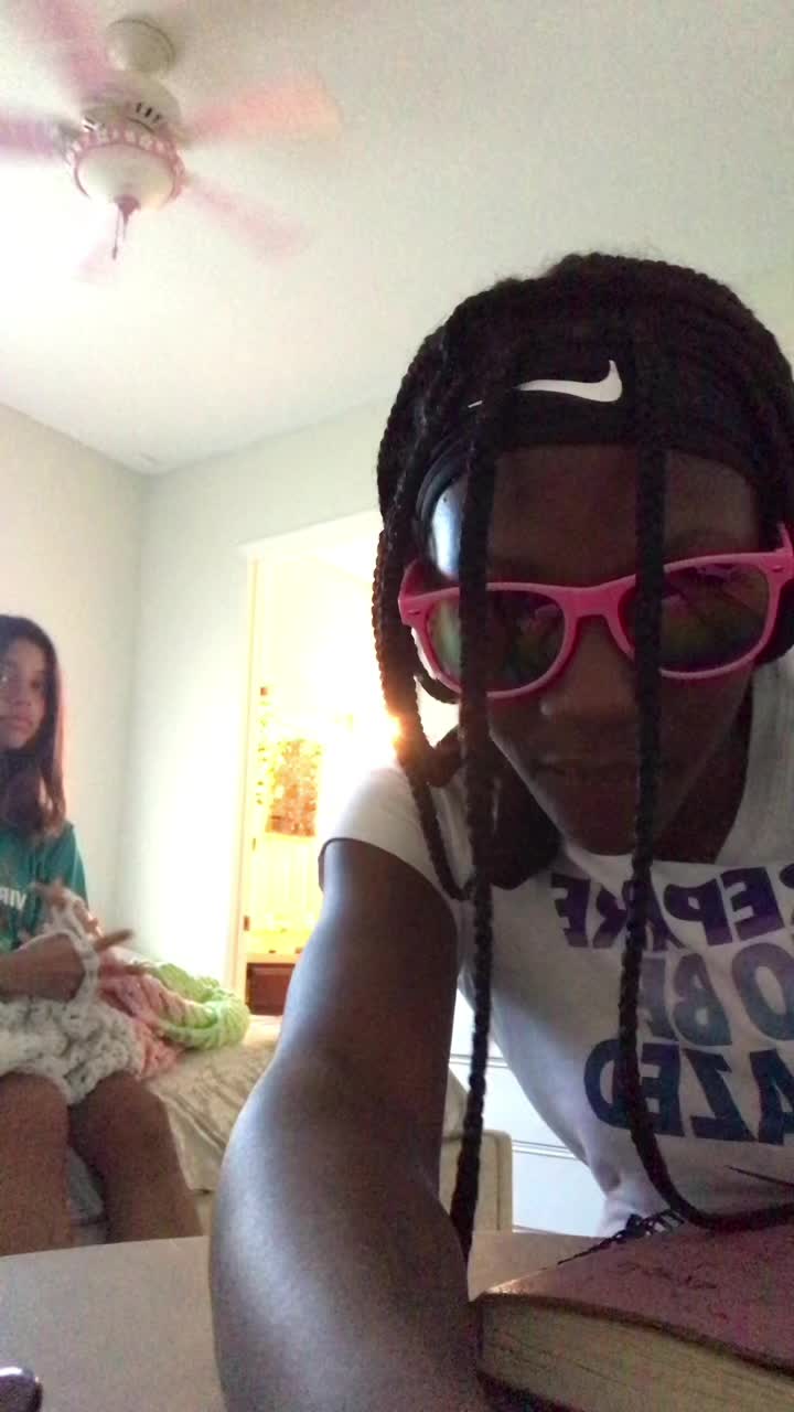 @Jodicakes_05