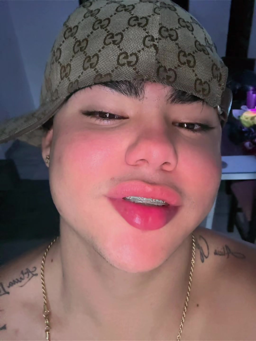 @Alejito ✨