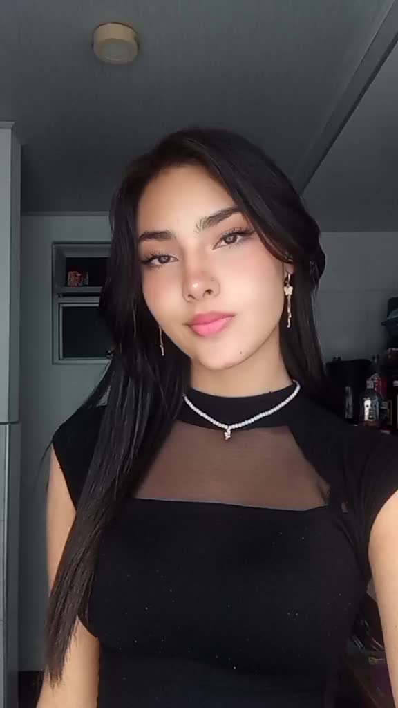 @𝒩🍒