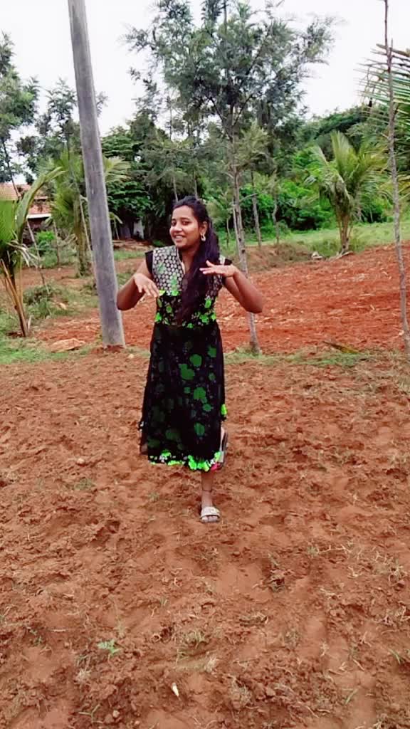 @Mandya Hudgi 🥀🥀🌷
