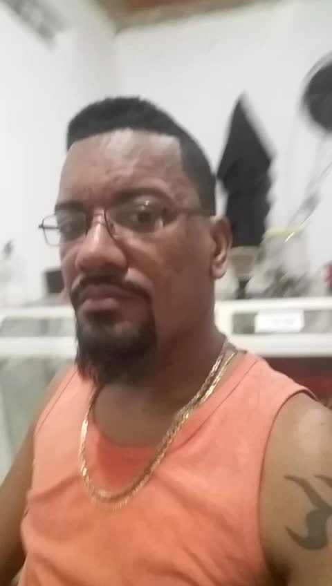 @J&uacute;lio StylluS