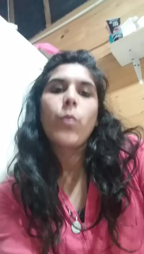 @Sives Melania