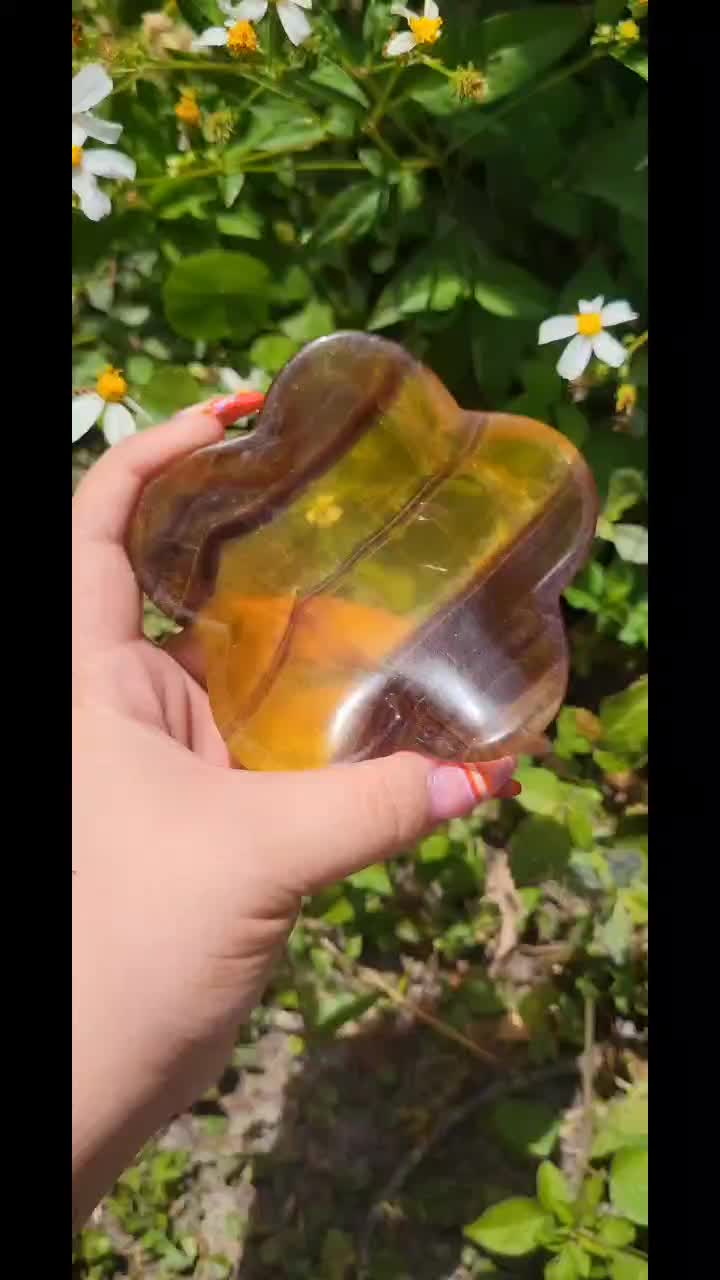 @lovelylunargems