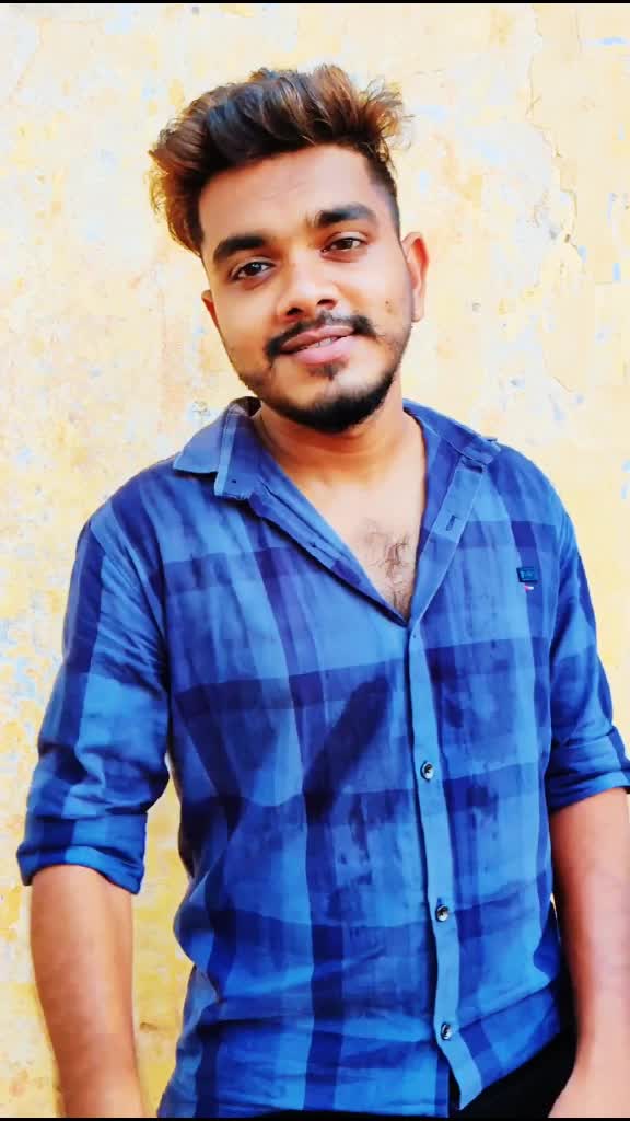 @RAJA KODURU♥️🖤😎