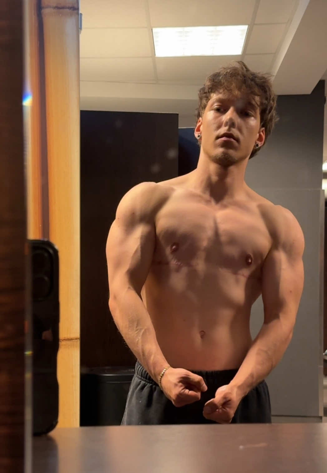 @just.a.rxndom.gymbro