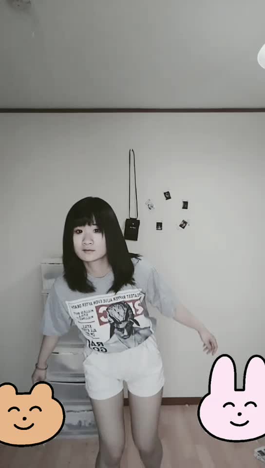 @泉 まゆな