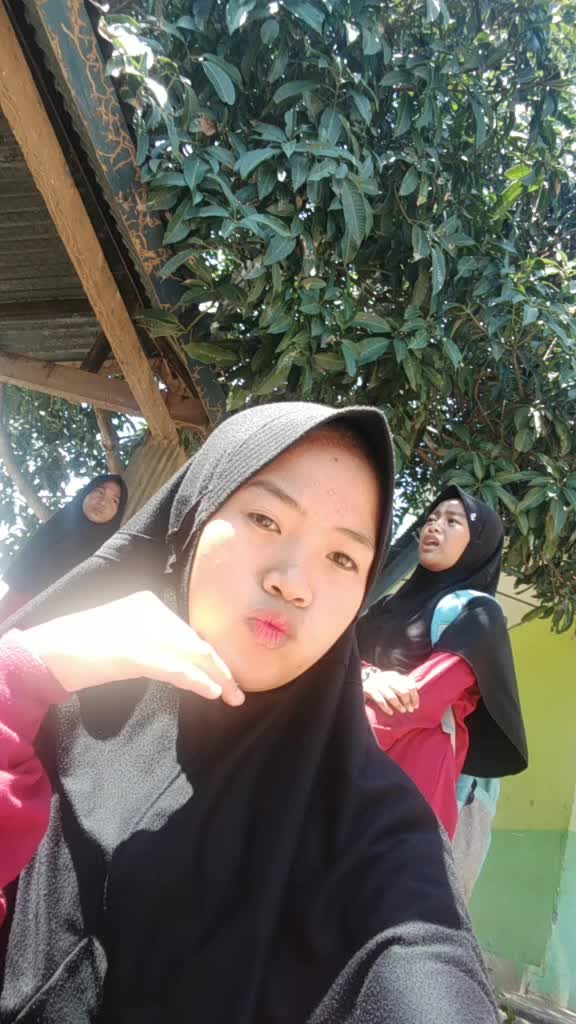 @hyra🕊
