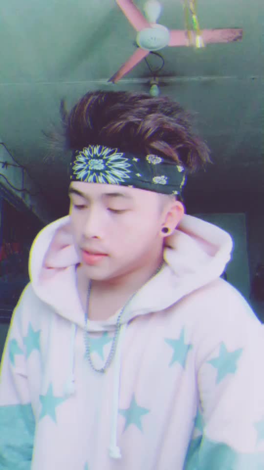 @Troooy