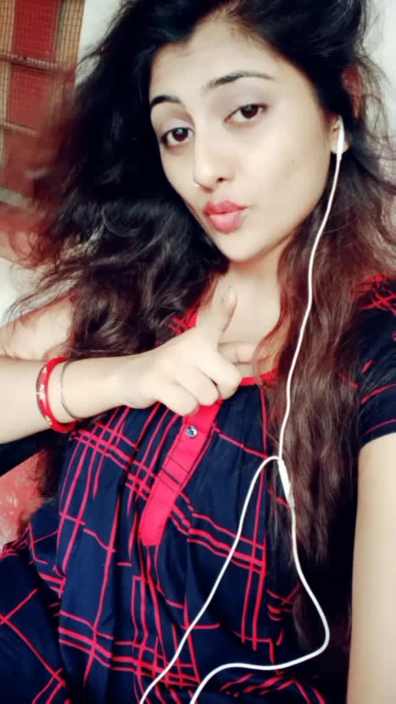 @👸Saniya👸