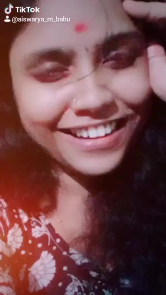 @💕AiswaryA💕