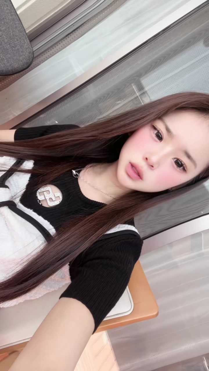 @ゆな☺︎