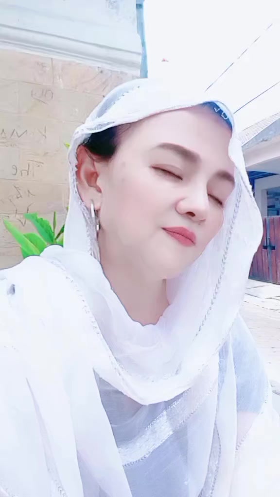 @mustikaayu01