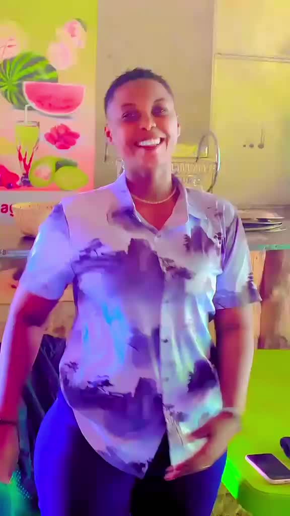 @Official vee 💕❤️