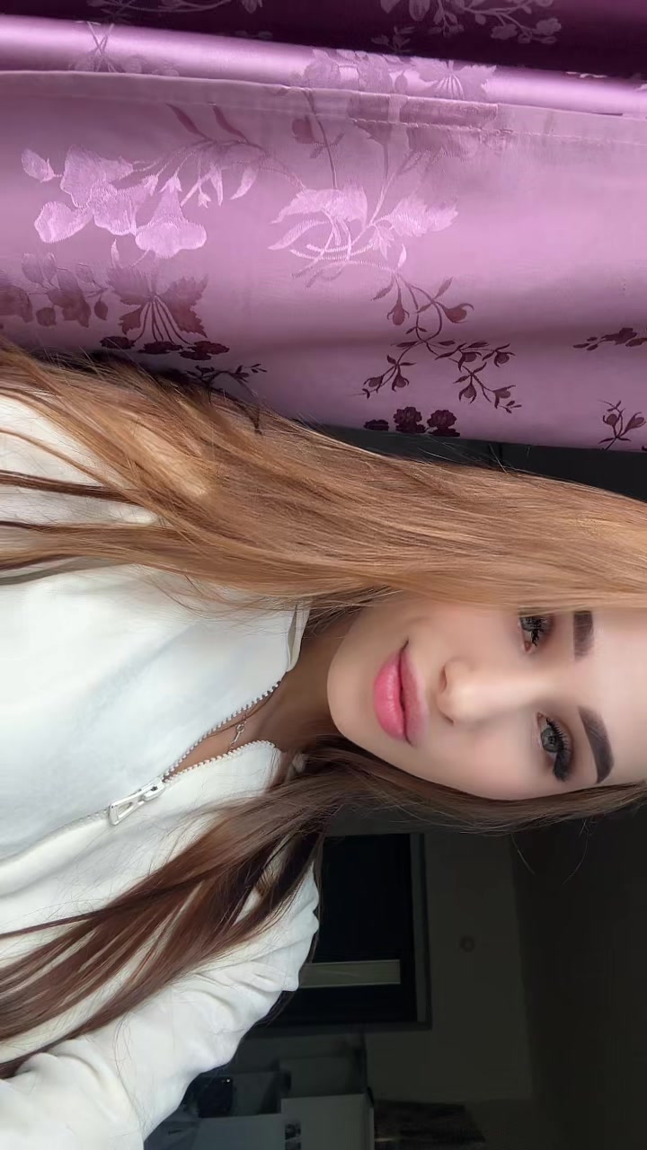 @Lena_lis