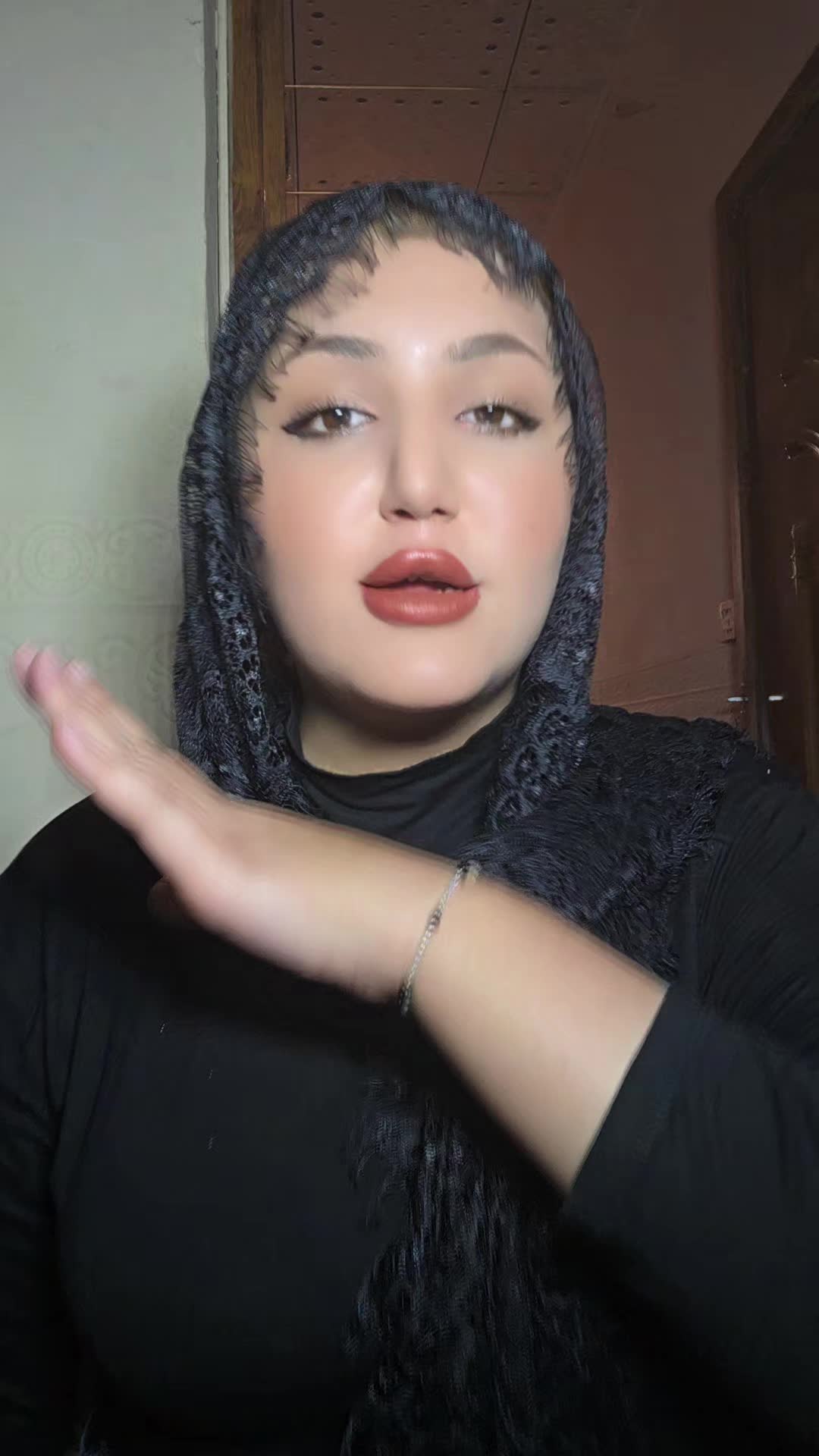 @زمرده 🪞🐾 .