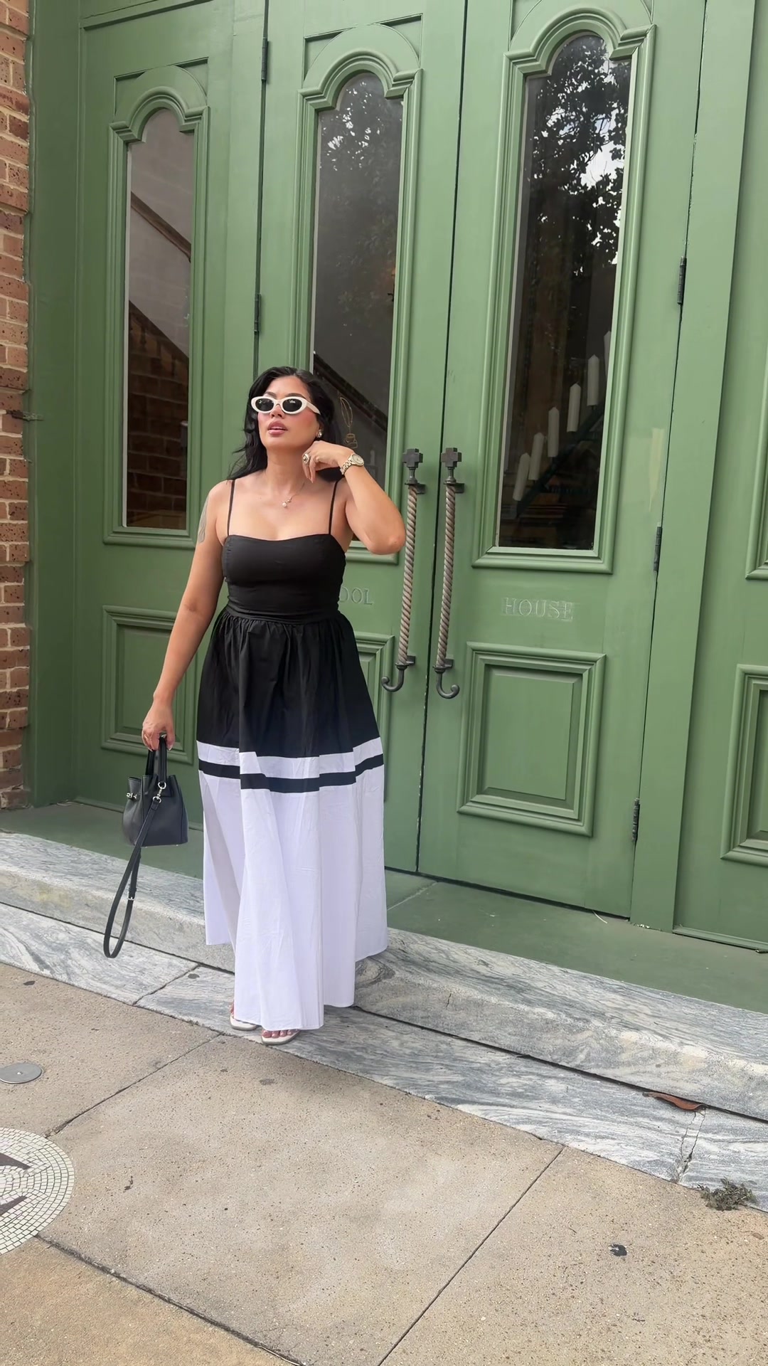 @IAMVIVIAN