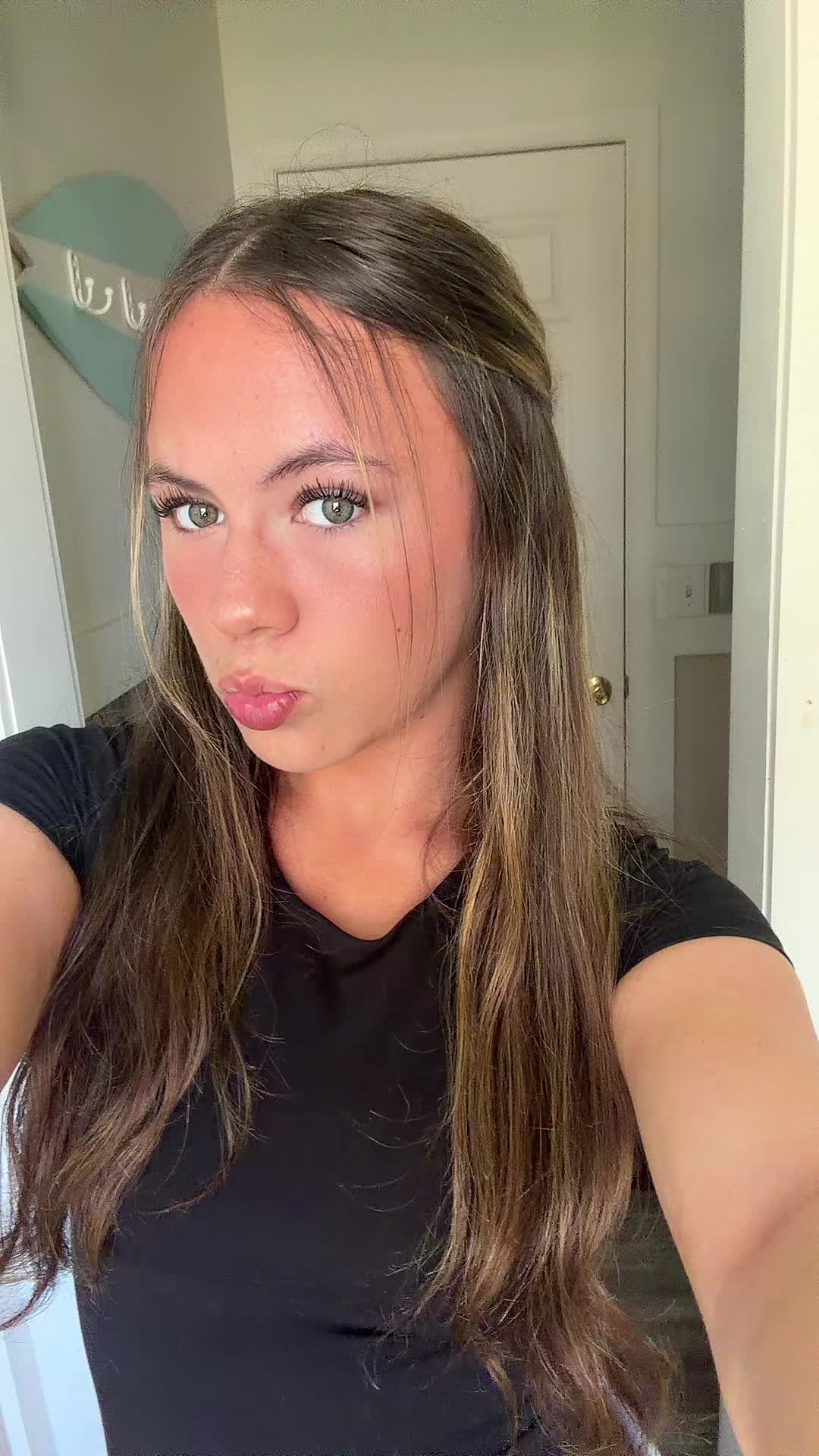 @Mia