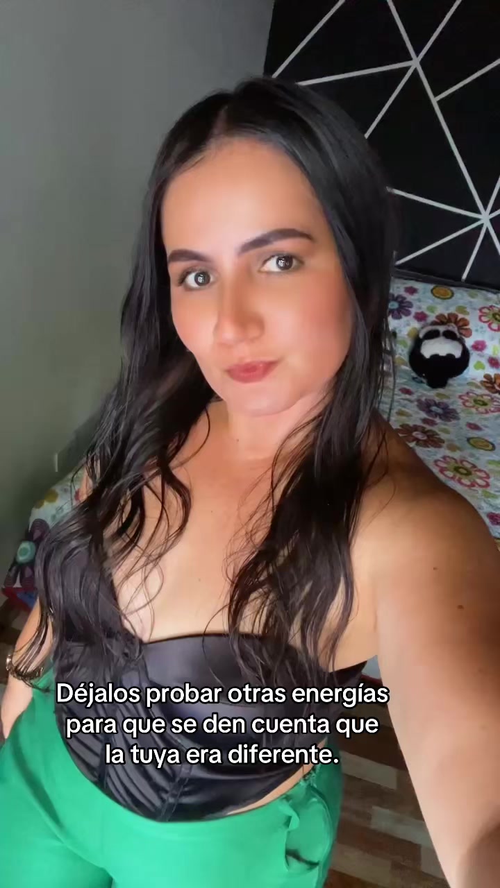 @BriyitM