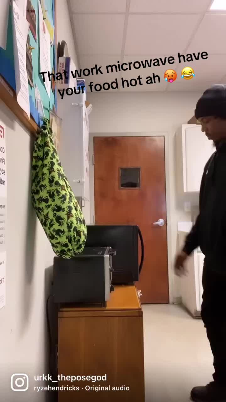 @UrkJohnson_