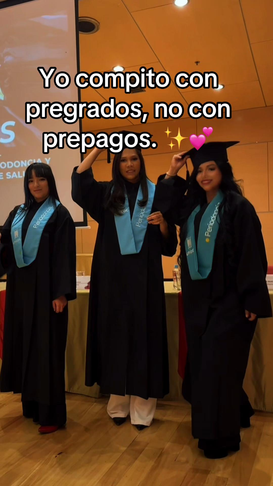 @Karicaceres