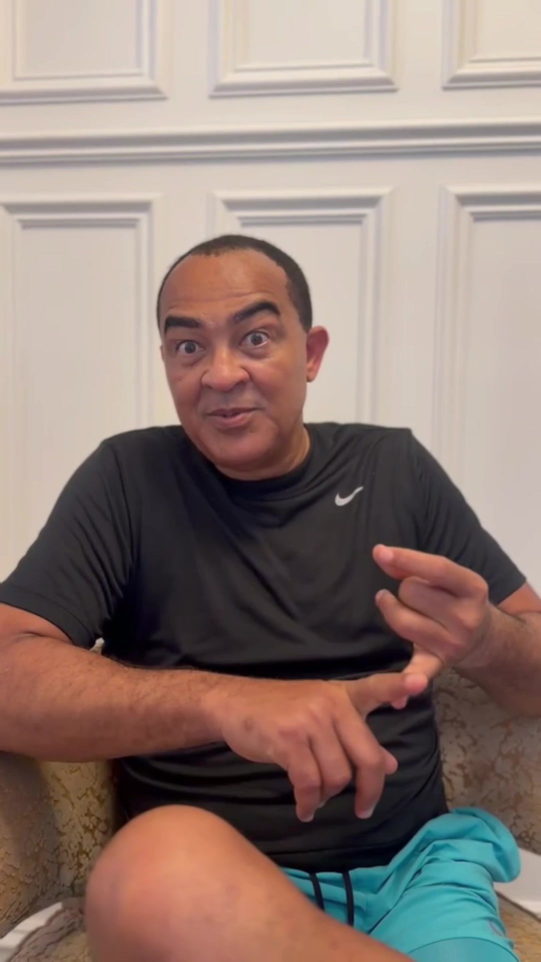 @Dr&ensp;Chris&ensp;Tufton