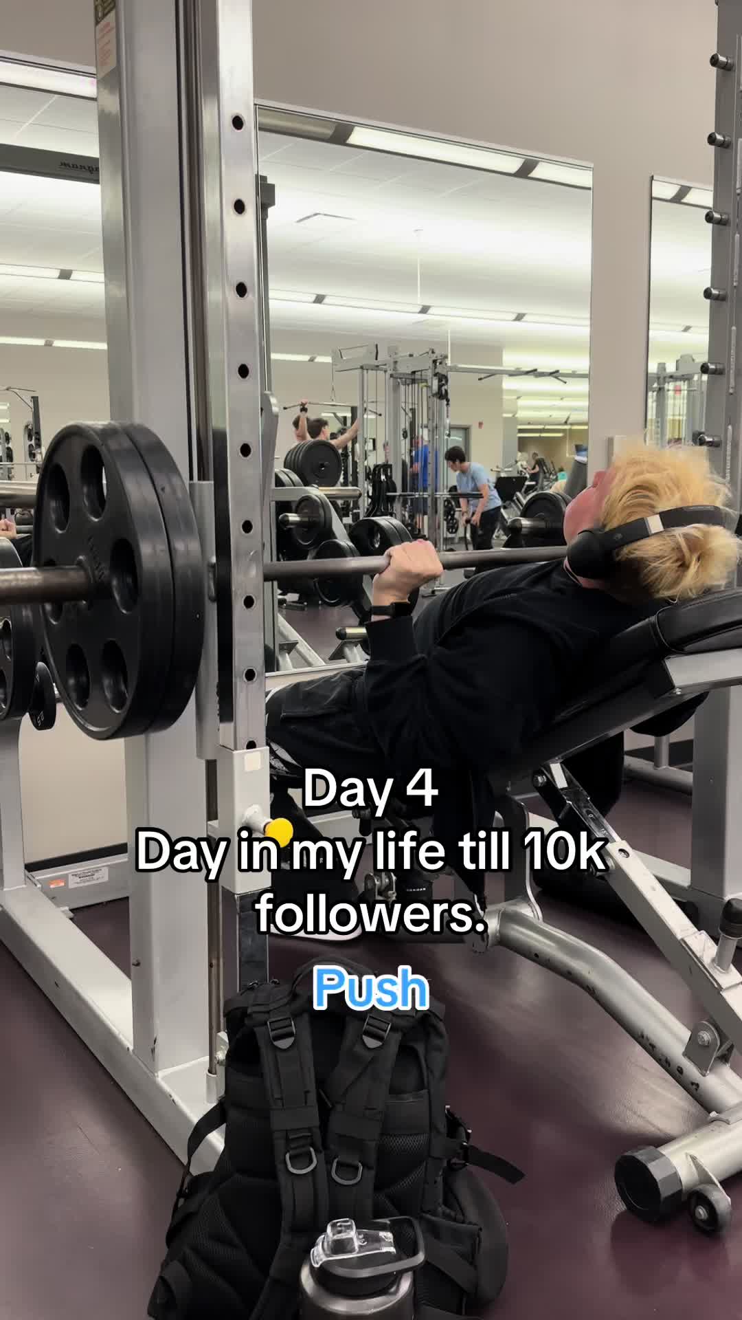 @Moglott