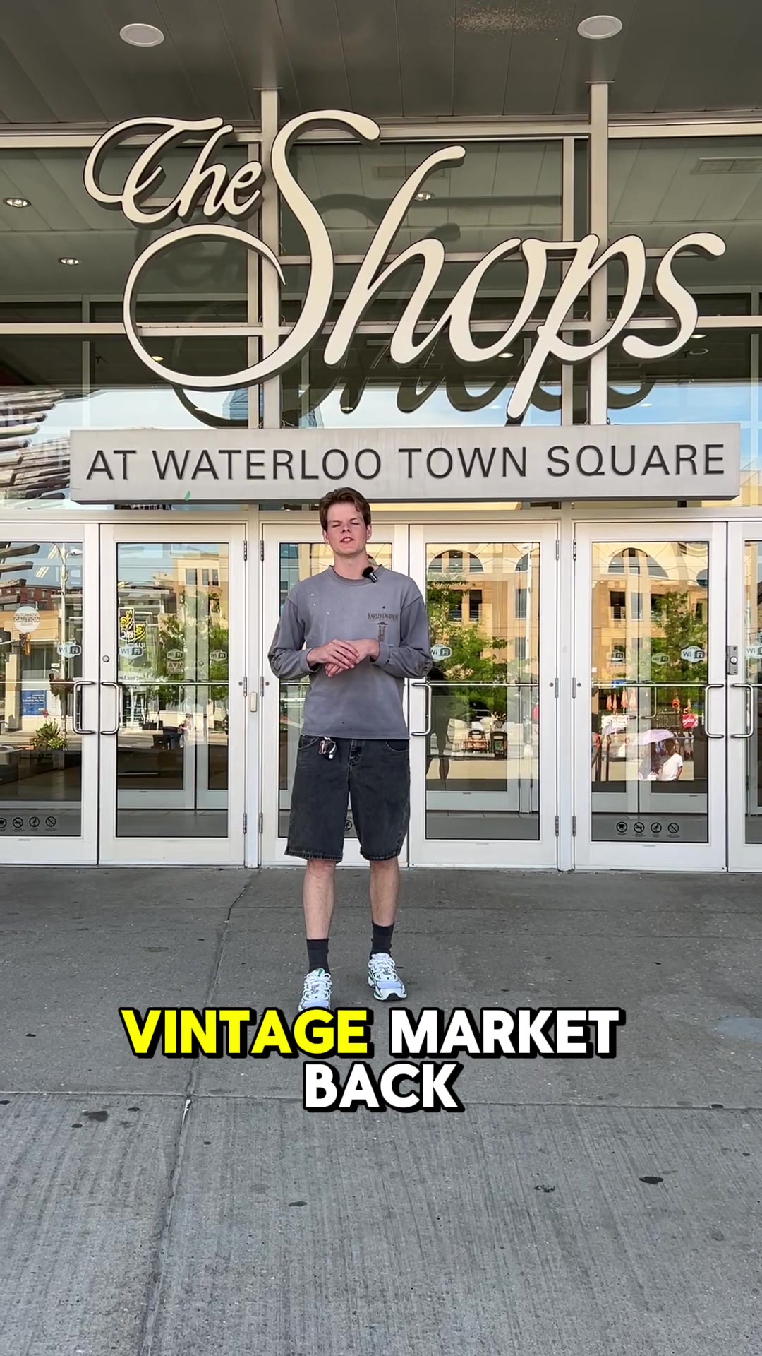 @Vintage Meets Hype