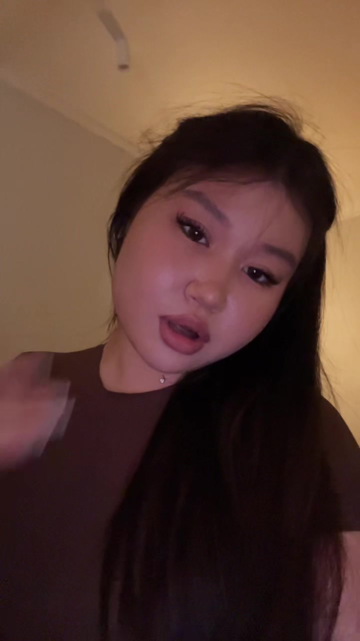 @098bv