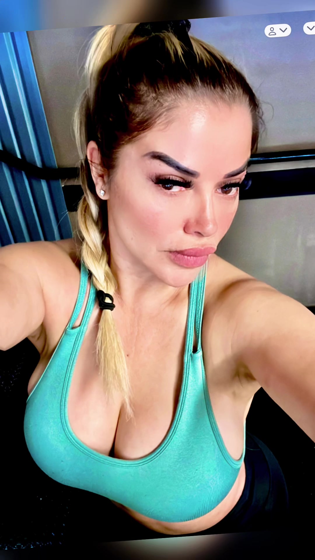 @Maria Estrada