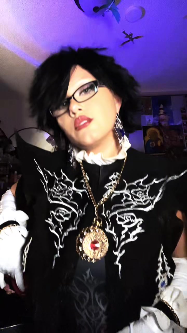 @therealbayonetta