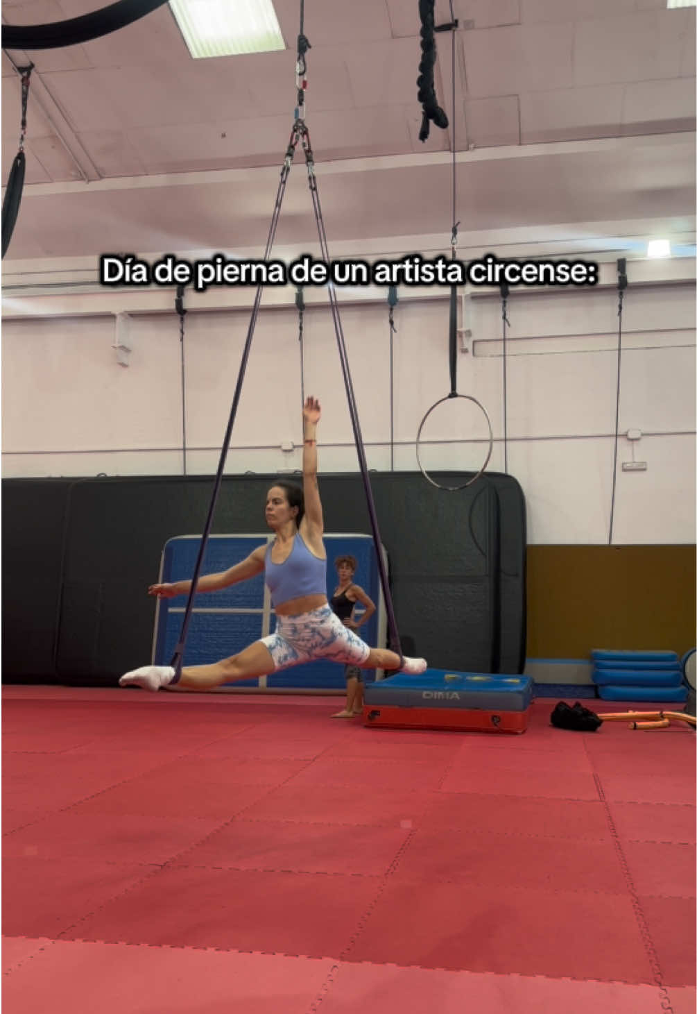 @Luc&iacute;a Oltra 💜
