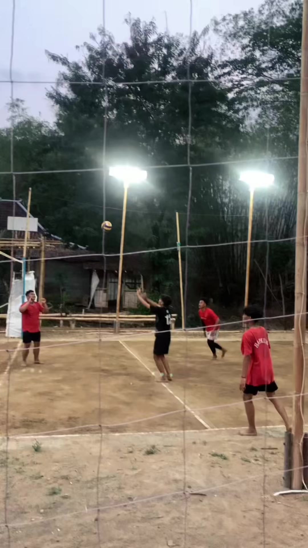 @Panggilajaambon15