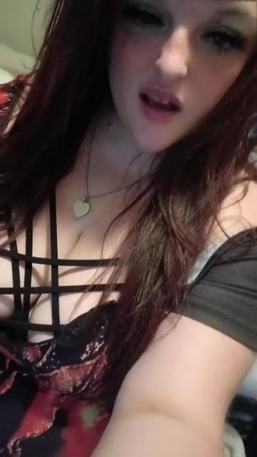 @🎀curvybratbabe71
