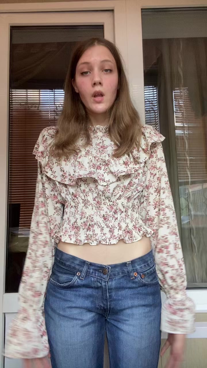 @thelanamog